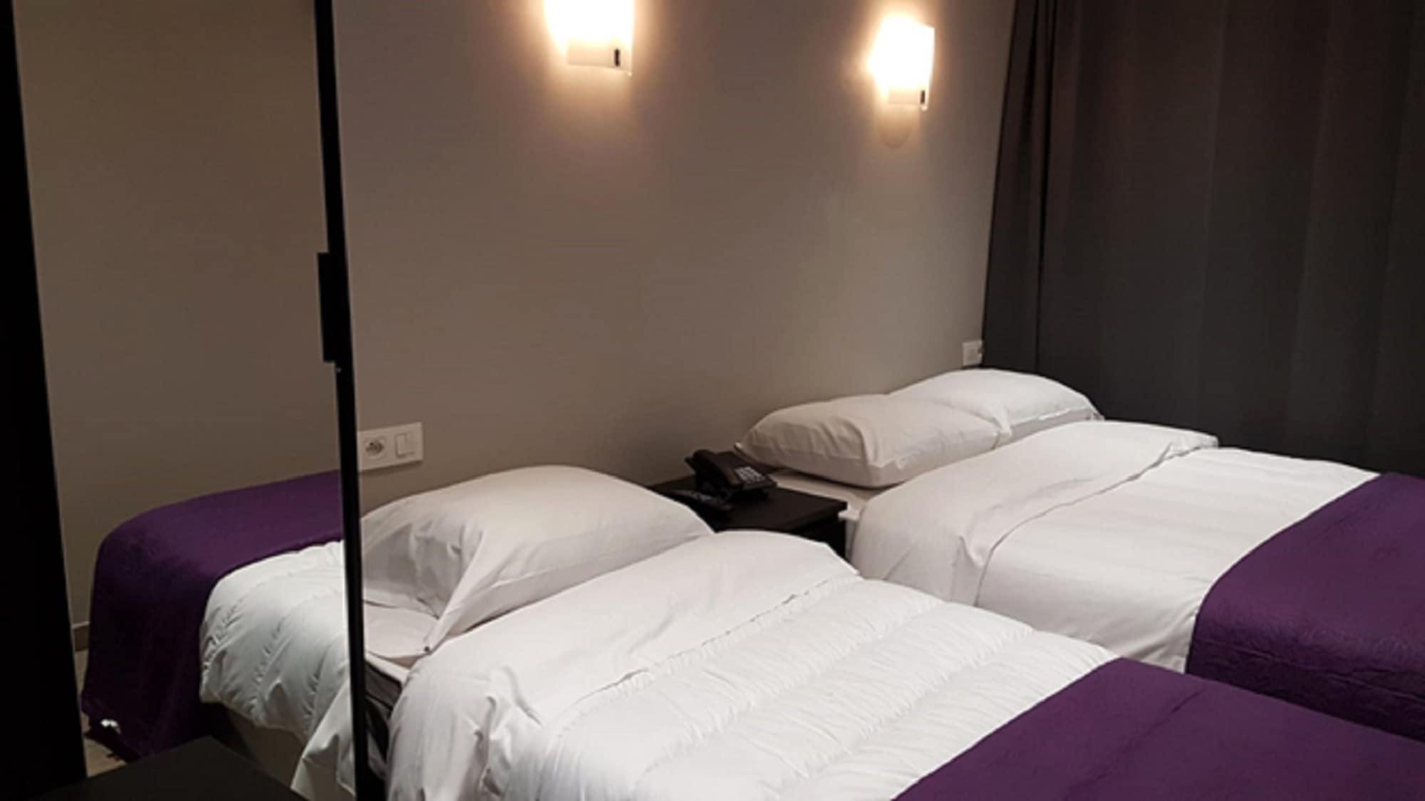 Hotel City Center Saint-Josse-ten-Noode Екстериор снимка